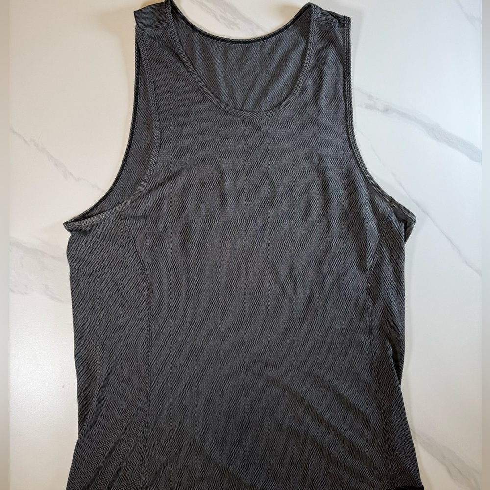 lululemon athletica Charcoal Short Sleeve Top - Picture 2 of 3